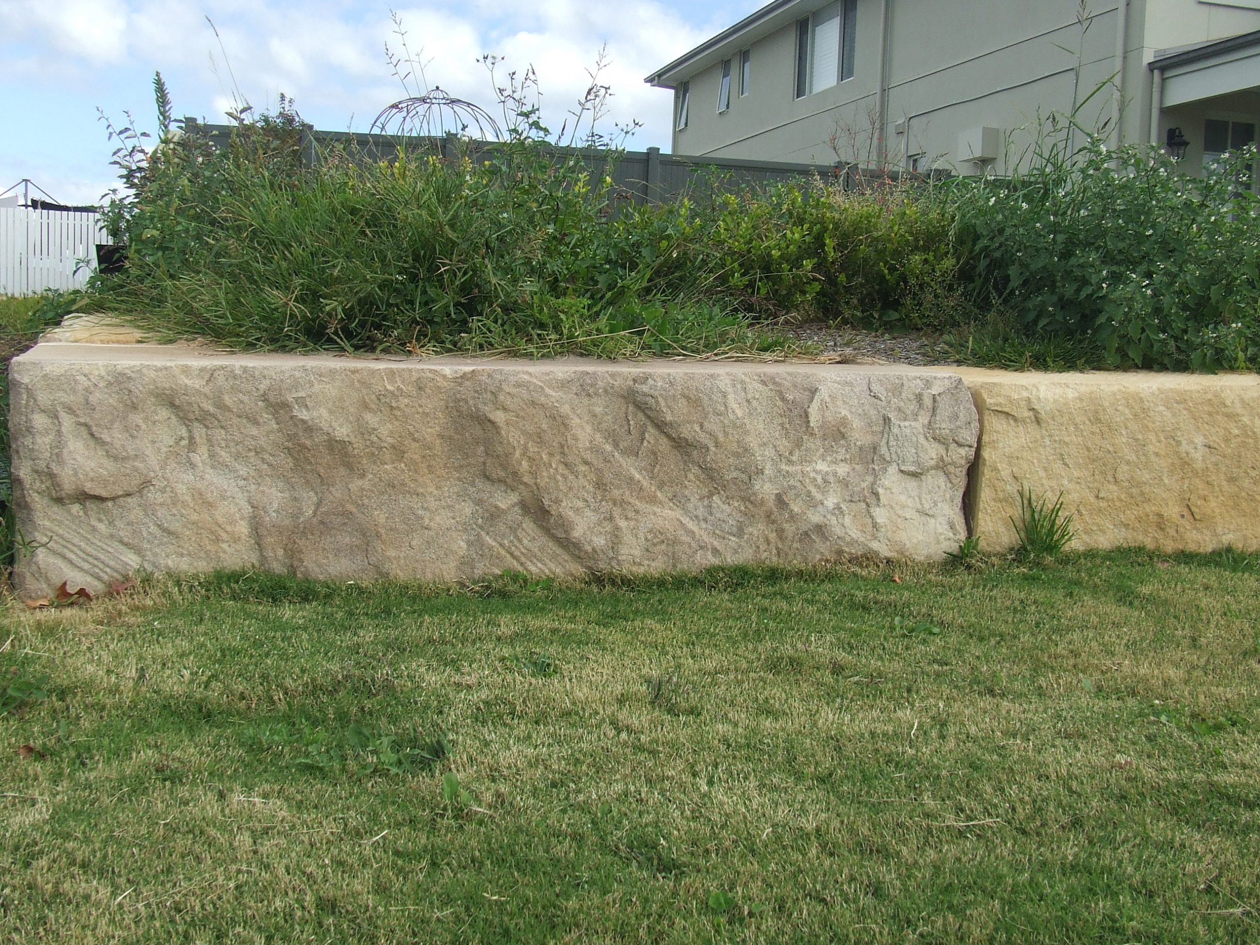Natural Stone Walls - Sandstone Walls - Retaining Walls - Landscaping